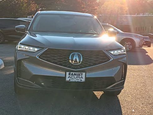 Used 2025 Acura MDX FWD w/ Technology Package image 8