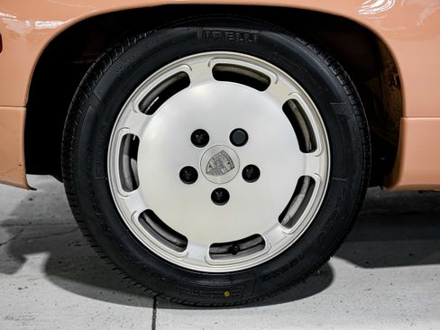 Used 1987 Porsche 928 S4 image 53