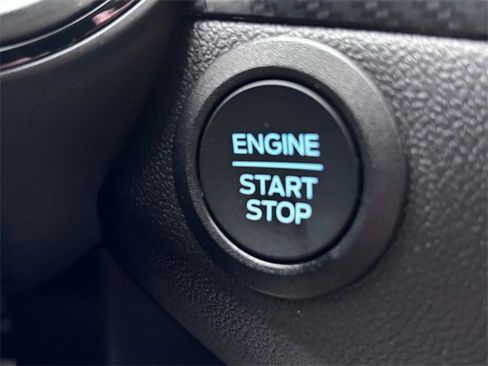 Used 2025 Ford Escape ST-Line image 19