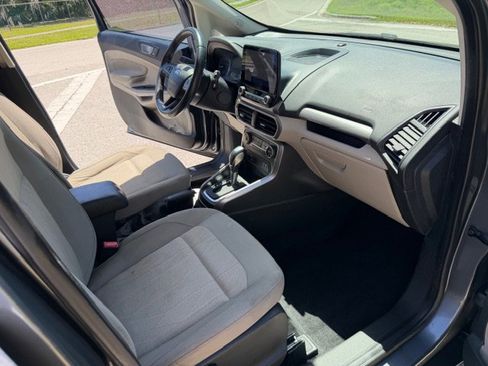 Used 2020 Ford EcoSport SE image 14