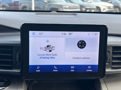 Used 2023 Ford Explorer XLT w/ Equipment Group 202A image 31