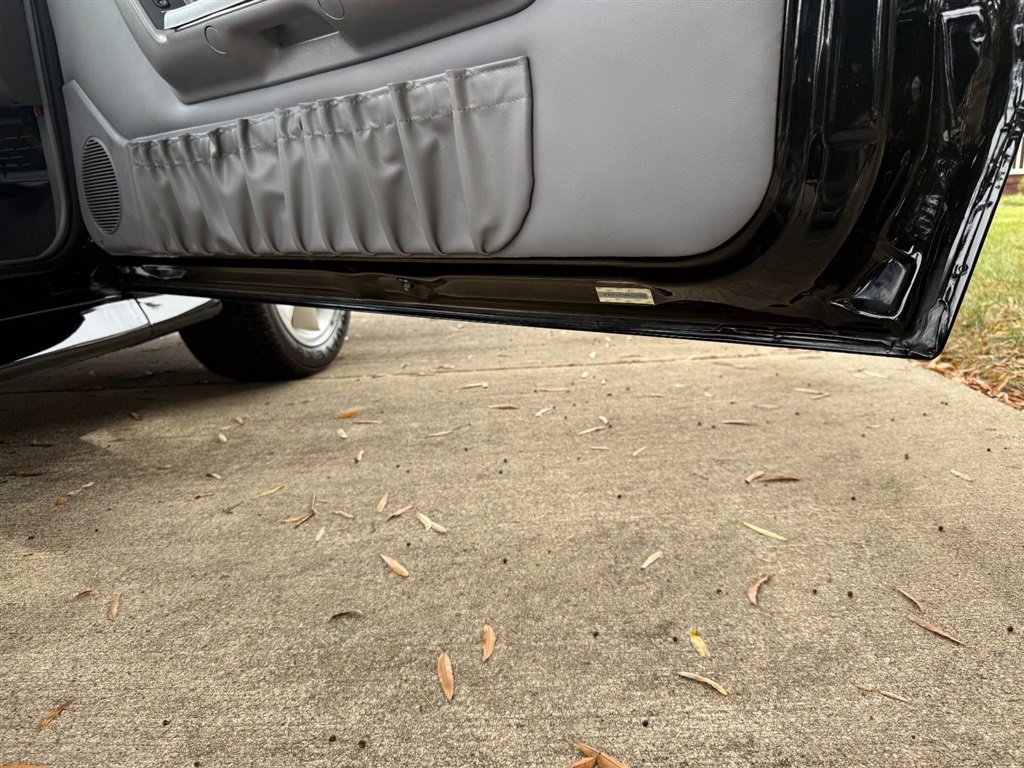 Used 1993 Ford Mustang Cobra RWD image 73