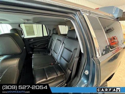 Used 2019 Chevrolet Tahoe LT w/ LT Signature Package AWD/4WD image 11