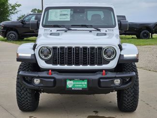 New 2025 Jeep Gladiator Rubicon video 2