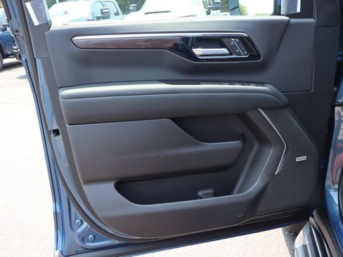 New 2026 Chevrolet Tahoe LT w/ Comfort Package AWD/4WD image 4