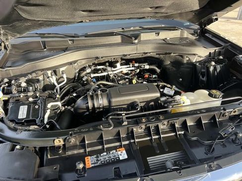 Certified 2023 Ford Explorer XLT image 11
