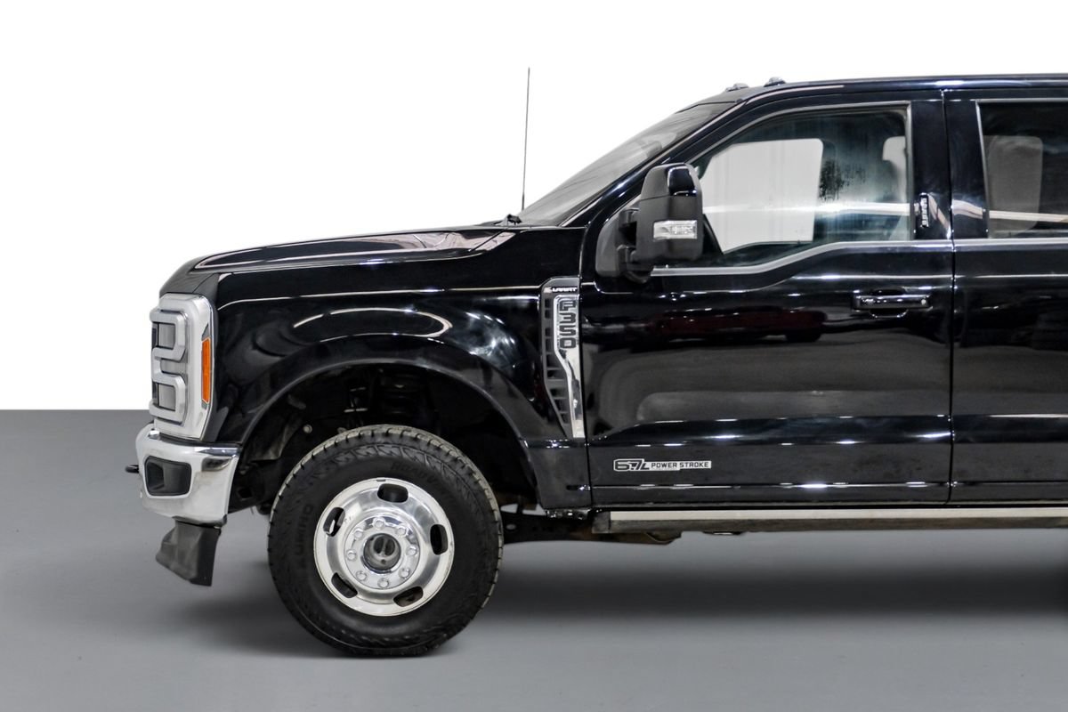 Used 2023 Ford F350 Lariat w/ FX4 Off-Road Package AWD/4WD image 10