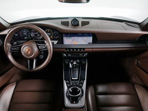 Used 2021 Porsche 911 Carrera S image 4