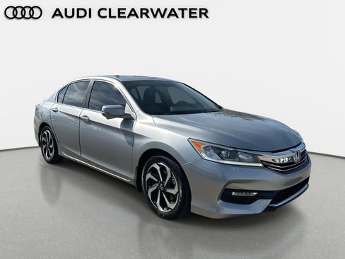 Used 2017 Honda Accord EX-L image 8