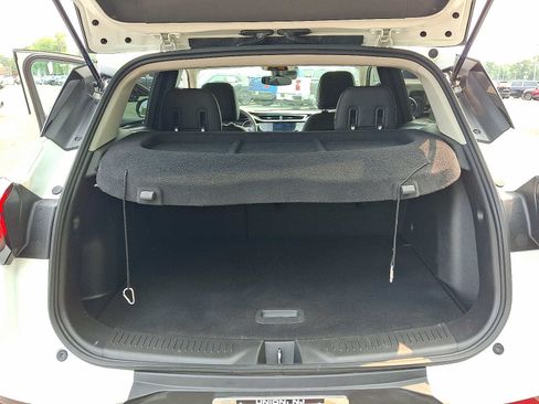 Used 2023 Buick Encore GX Preferred w/ Cold Weather Comfort Package AWD/4WD image 28