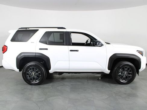 Used 2025 Toyota 4Runner SR5 RWD image 12