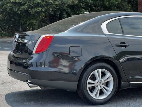 Used 2010 Lincoln MKS AWD image 10