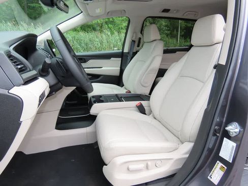 New 2026 Honda Odyssey EX-L image 12