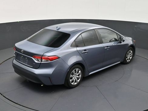 Used 2024 Toyota Corolla LE FWD image 16