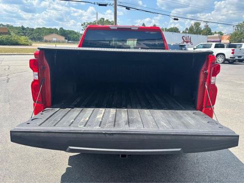 Used 2021 Chevrolet Silverado 1500 Custom w/ Safety Confidence Package AWD/4WD image 8
