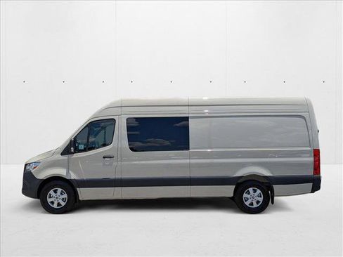 New 2025 Mercedes-Benz Sprinter 2500 image 5