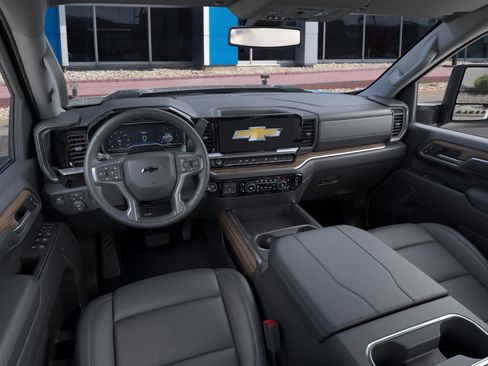 New 2026 Chevrolet Silverado 2500 LT image 15