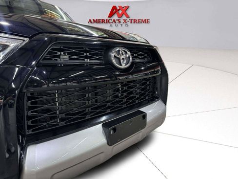 Used 2019 Toyota 4Runner TRD Off-Road Premium AWD/4WD image 11