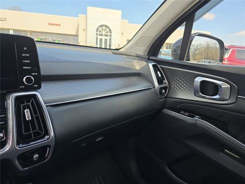 Used 2023 Kia Sorento SX image 23