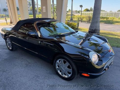 Used 2002 Ford Thunderbird image 40
