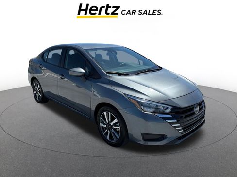 Used 2025 Nissan Versa SV FWD image 1