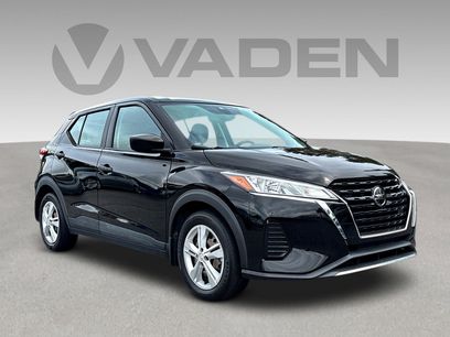 Certified 2021 Nissan Kicks S
