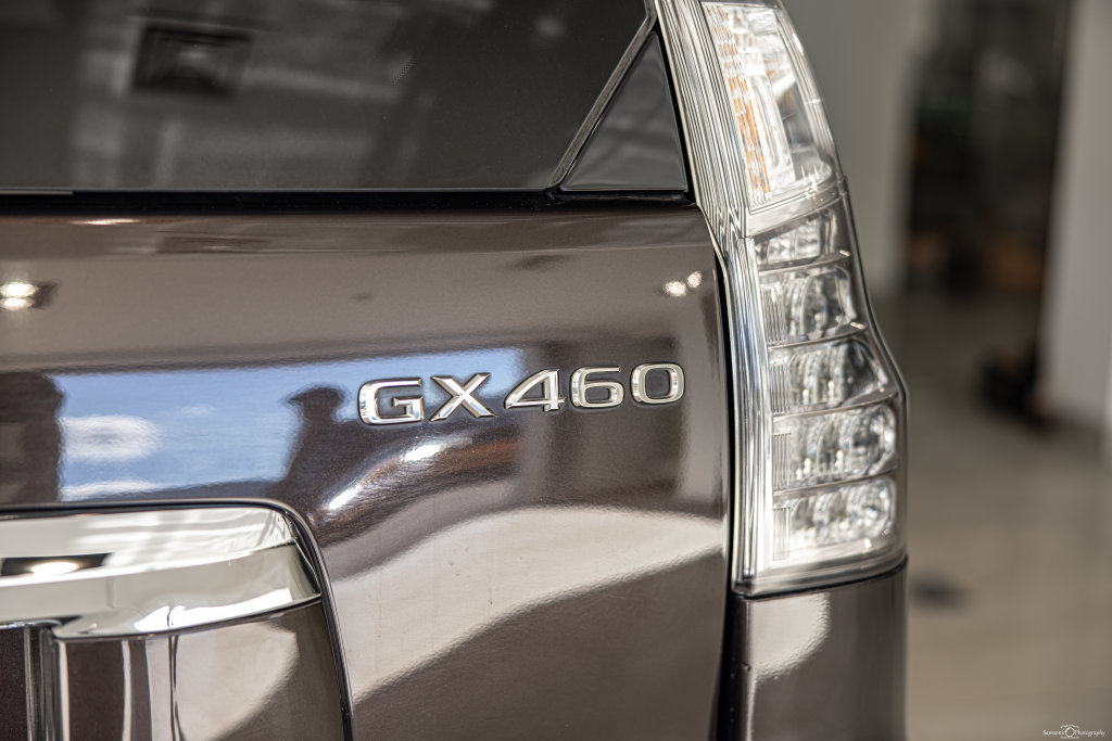Used 2018 Lexus GX 460 Premium w/ Premium Package AWD/4WD image 15