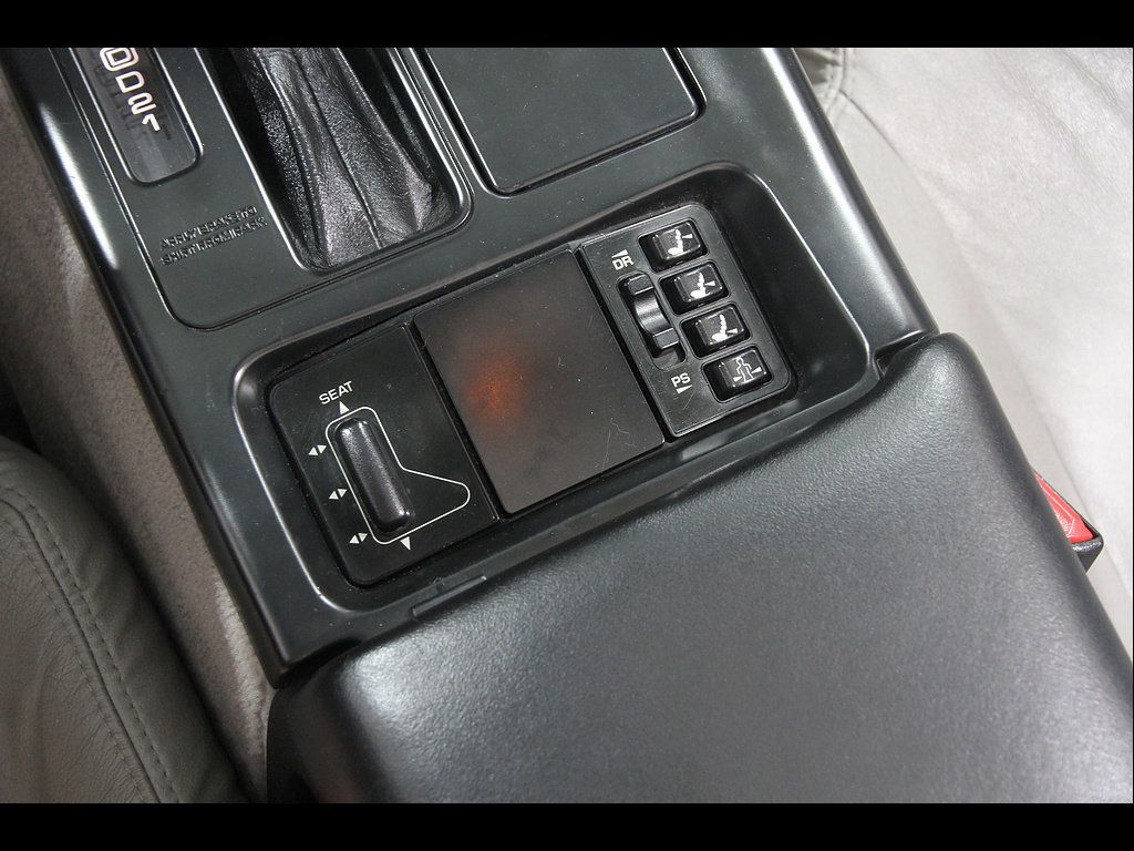 Used 1996 Chevrolet Corvette Convertible RWD image 14