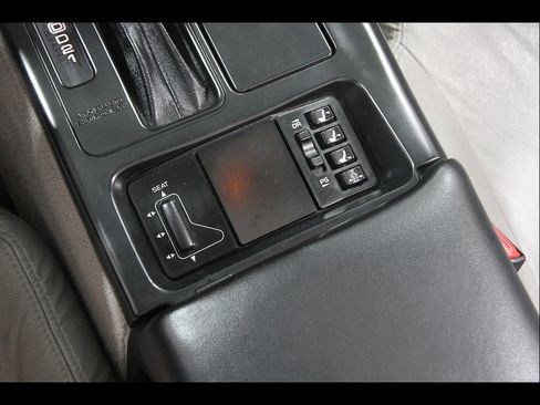 Used 1996 Chevrolet Corvette Convertible RWD image 14