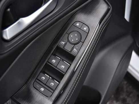 New 2026 Nissan Rogue SV image 9