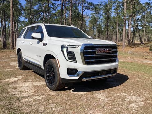 New 2026 GMC Yukon Elevation image 6