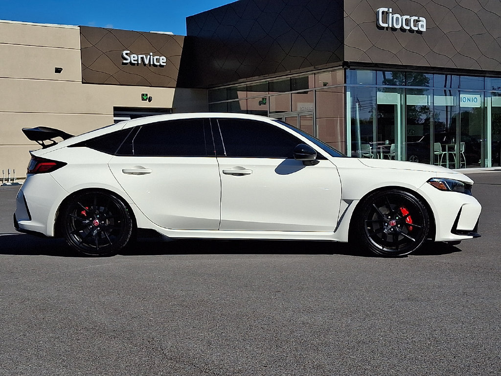 Used 2024 Honda Civic Type R image 10