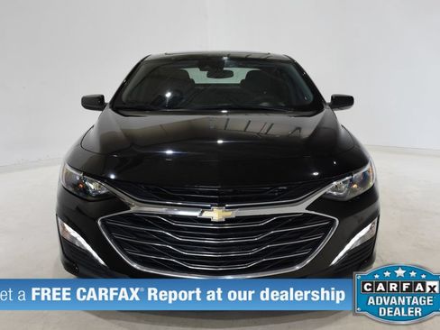 Used 2024 Chevrolet Malibu LT FWD image 2