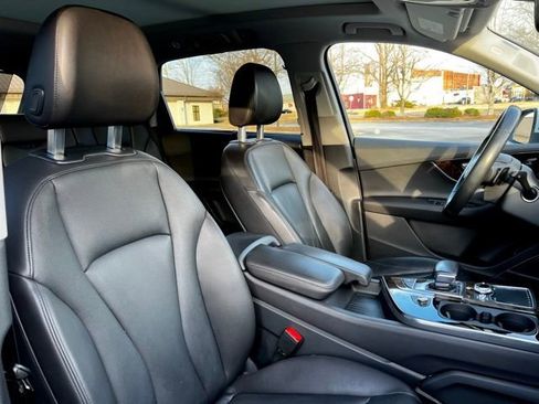 Used 2018 Audi Q7 3.0T Prestige w/ Prestige Package image 26