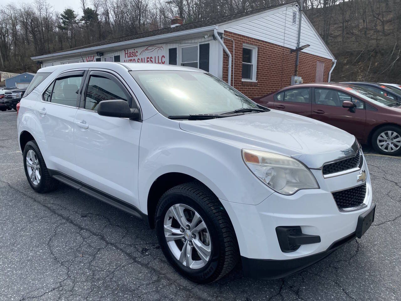 Used 2014 Chevrolet Equinox LS AWD/4WD image 2