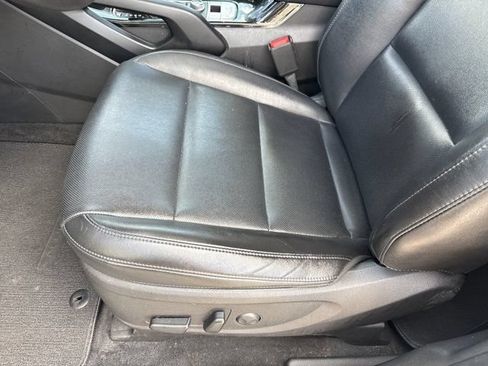Used 2022 Kia Telluride S FWD image 12
