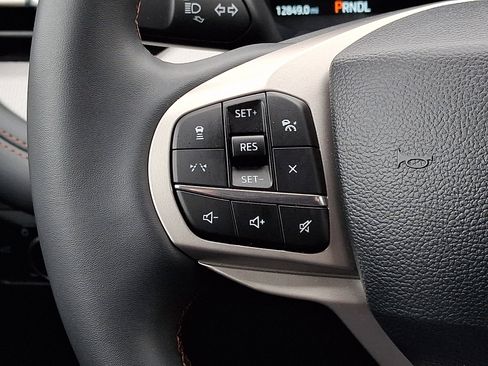 Certified 2025 Ford Explorer Active image 25