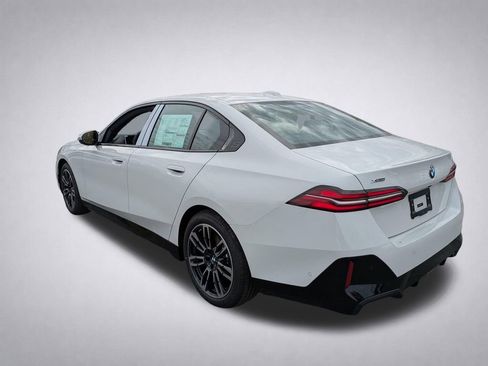 New 2026 BMW 530i xDrive w/ M Sport Package image 6