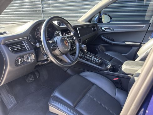 Certified 2023 Porsche Macan GTS image 10