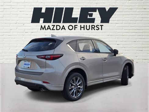 New 2025 MAZDA CX-5 AWD 2.5 S w/ Premium Plus Pkg image 3