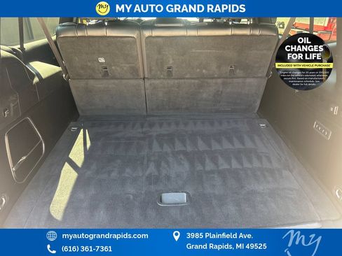 Used 2024 Jeep Wagoneer L Series II w/ Flexible Seating Group AWD/4WD image 25