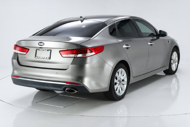 Used 2018 Kia Optima LX w/ Convenience Package FWD image 12