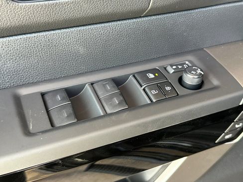 New 2026 Toyota Tundra Limited AWD/4WD image 18