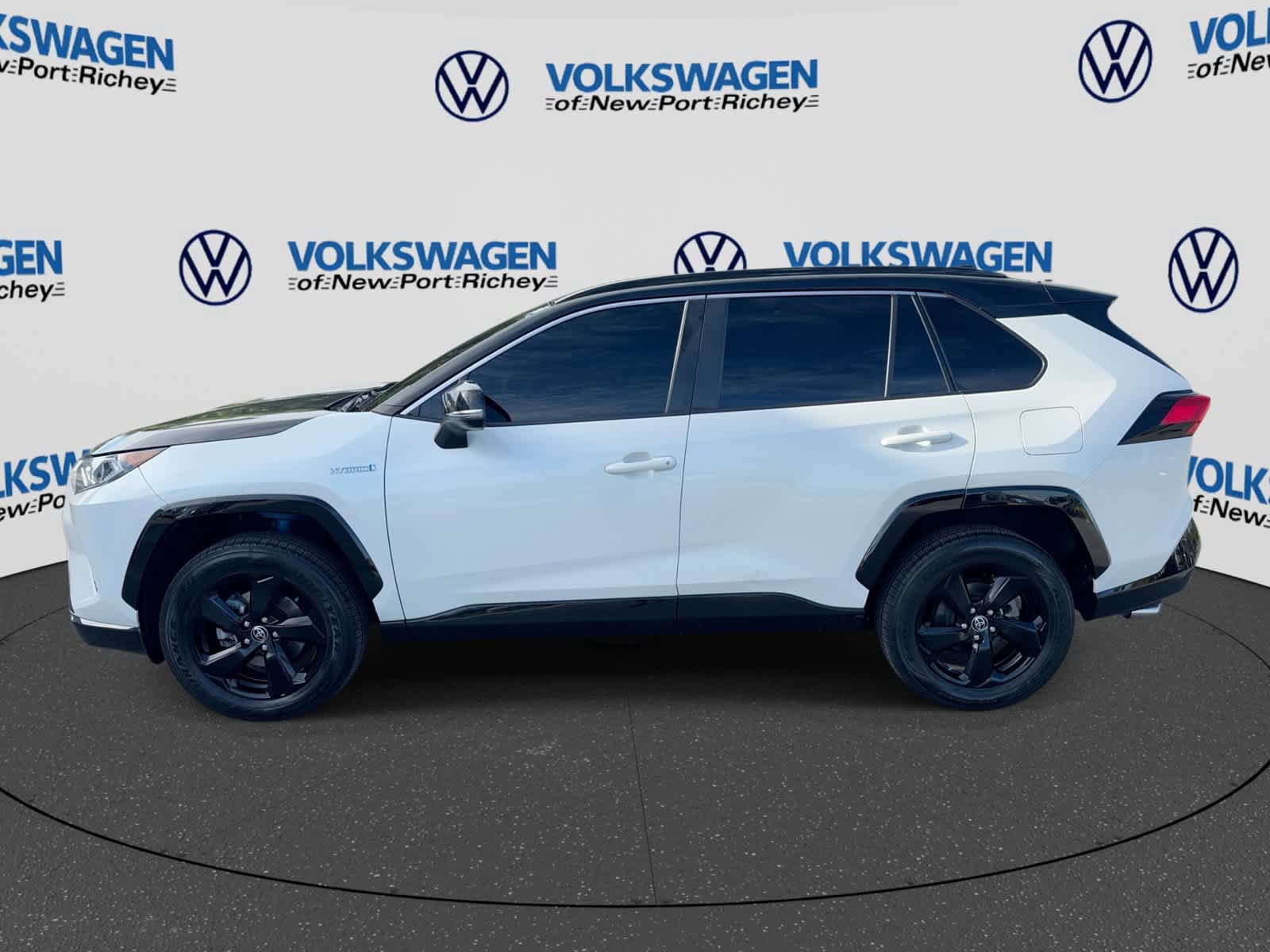 Used 2021 Toyota RAV4 XSE w/ XSE Grade Weather Package AWD/4WD image 11