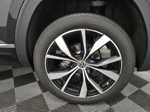 Used 2024 Volkswagen Atlas Cross Sport SEL Premium R-Line image 21
