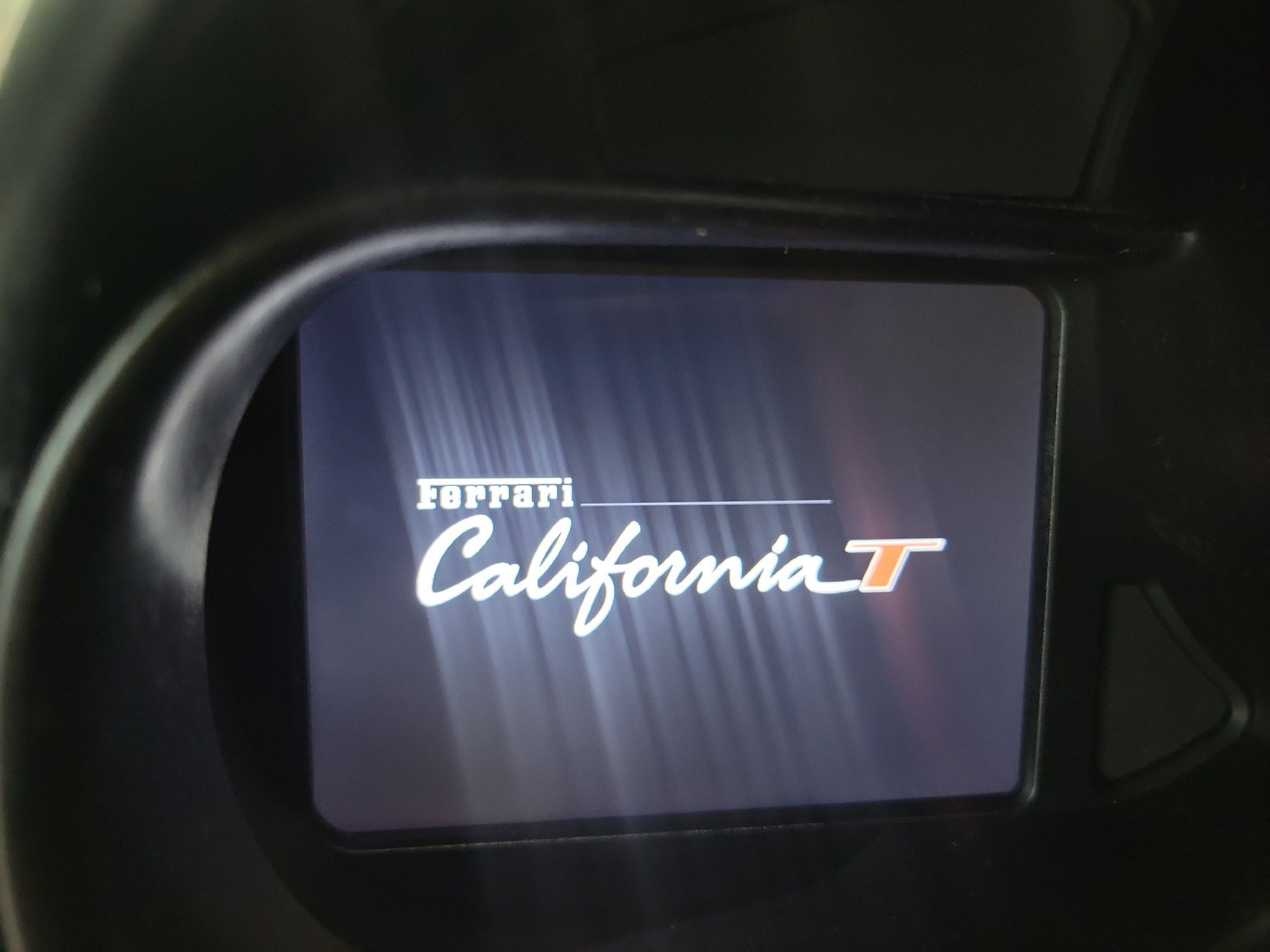 Used 2017 Ferrari California T RWD image 22