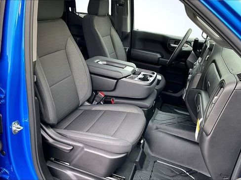 New 2026 Chevrolet Silverado 1500 Custom w/ LPO, Dark Essentials Package image 11