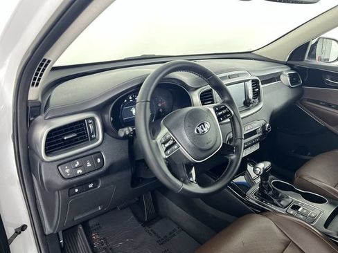 Used 2019 Kia Sorento SX AWD/4WD image 10