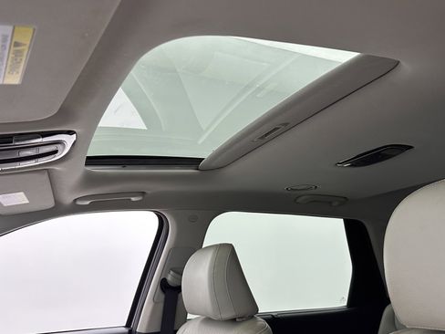 Used 2020 Hyundai Palisade SEL image 2