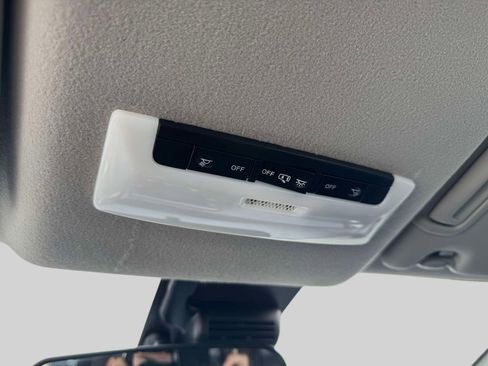 Certified 2025 Nissan Versa SV w/ Trunk Package image 29